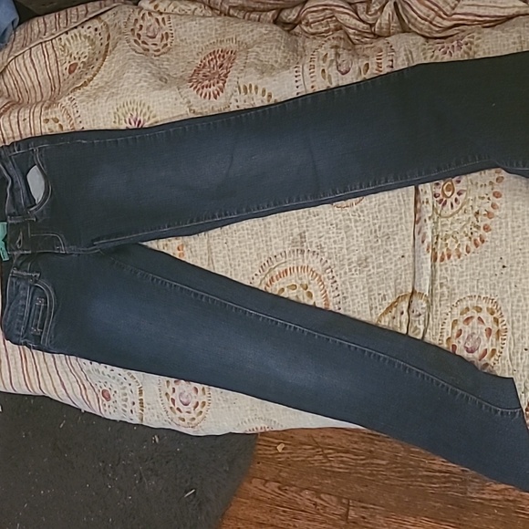 Berlin low-rise size one jeans - Picture 1 of 5